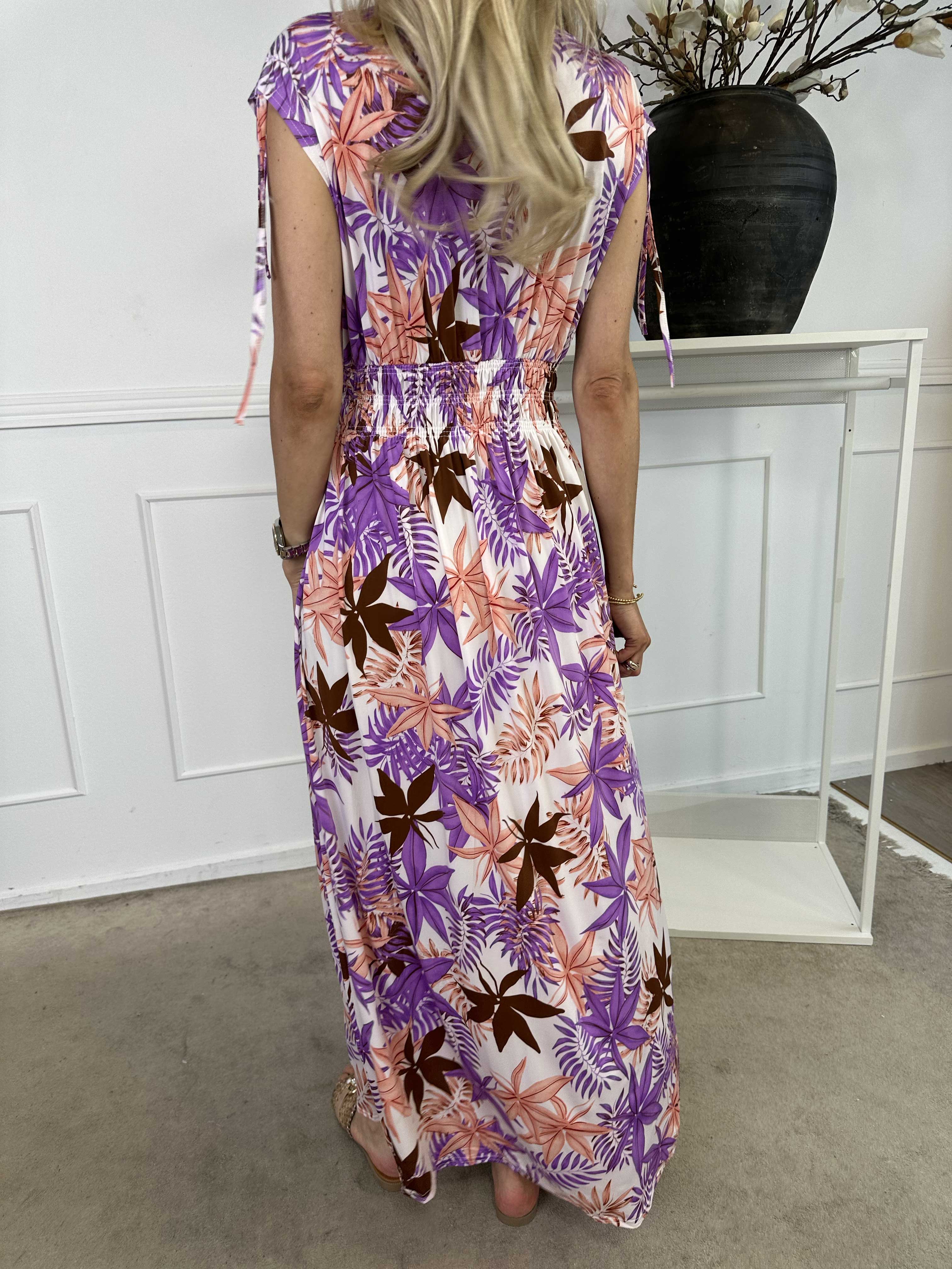 Pams Leaf Sleeveless - Elastisk klänning med bladmotiv och smockad midja